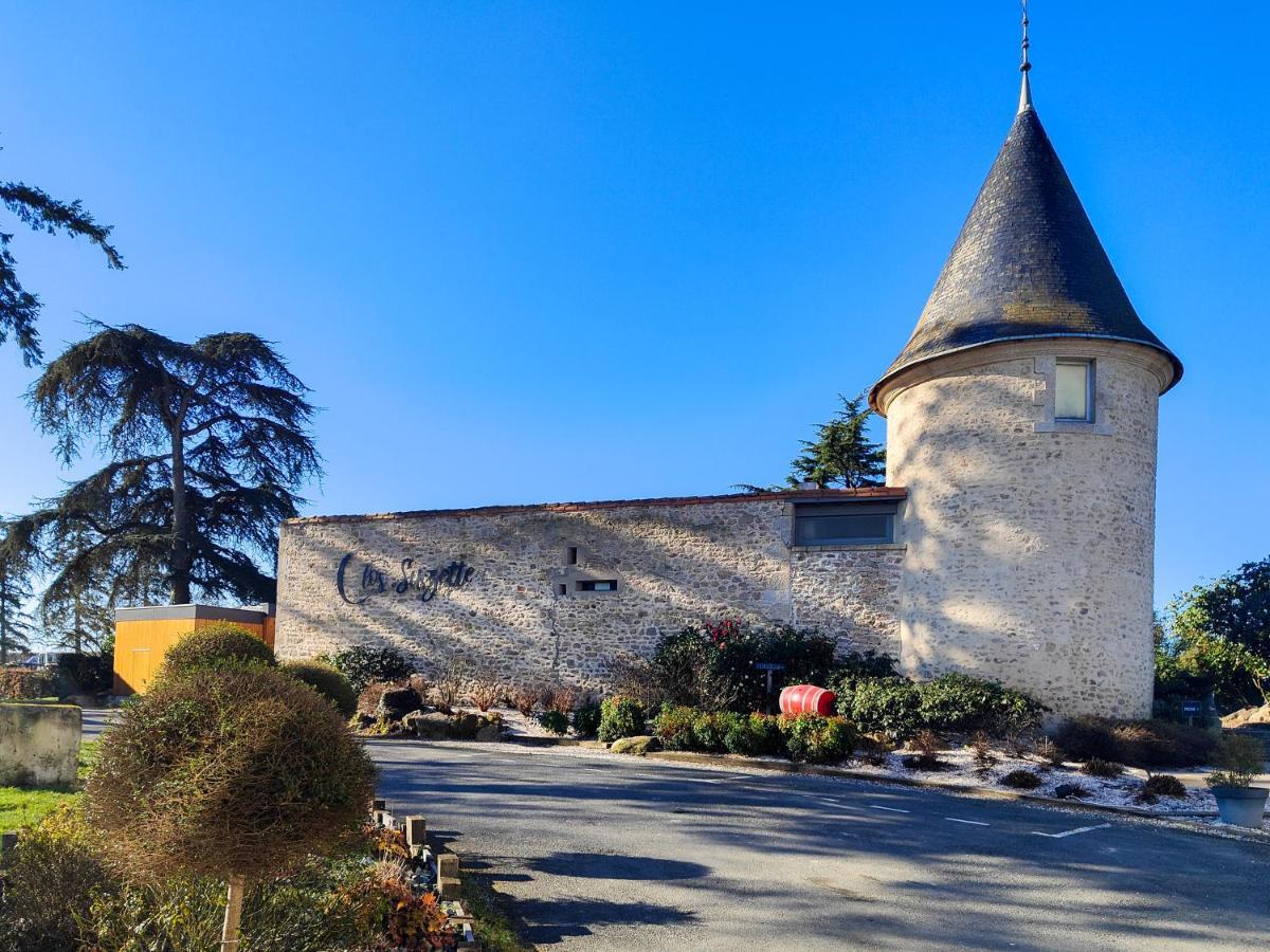 Hotel Château de la Barbinière Saint-Laurent-sur-Sèvre Exterior foto